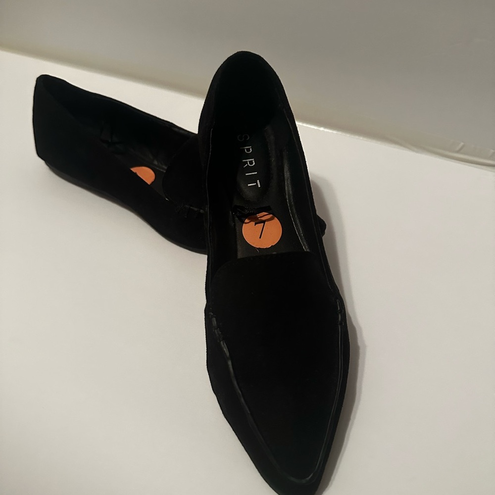 Esprit Women’s Elegant Black Slip-Ons - Picture 1 of 4
